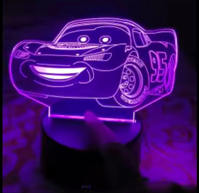 Veilleuse 3D CARS en acrylique + télécommande avec 16 couleurs Neuve - photo numéro 2