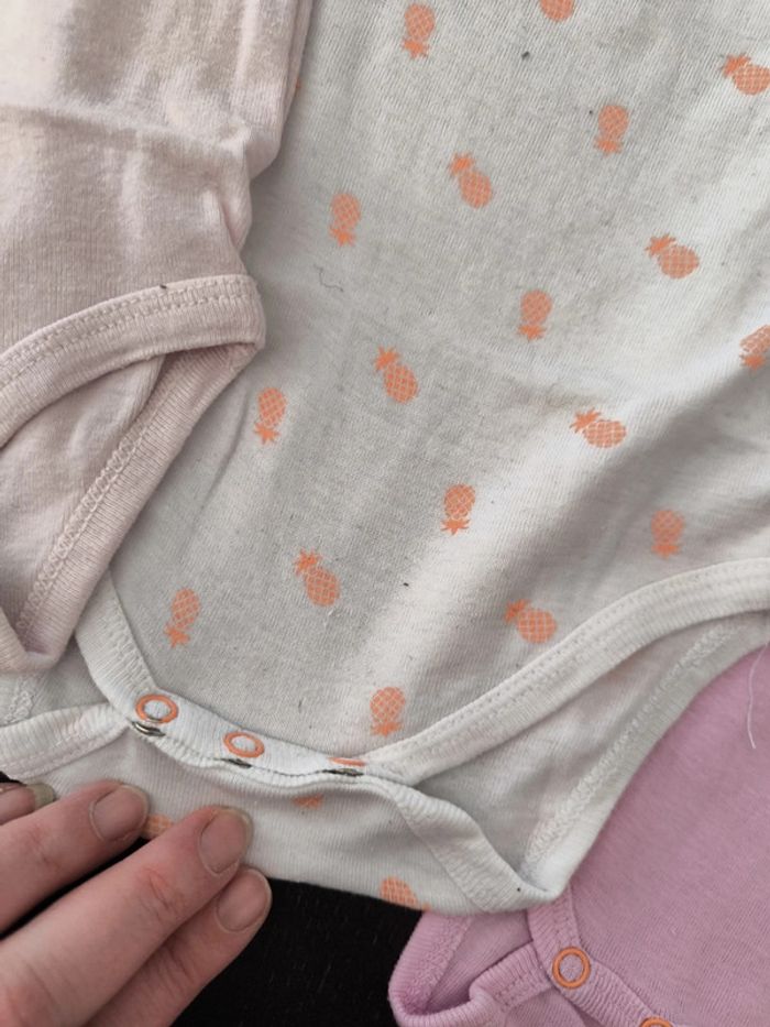 Lot de bodies manches courtes 12 mois - photo numéro 9