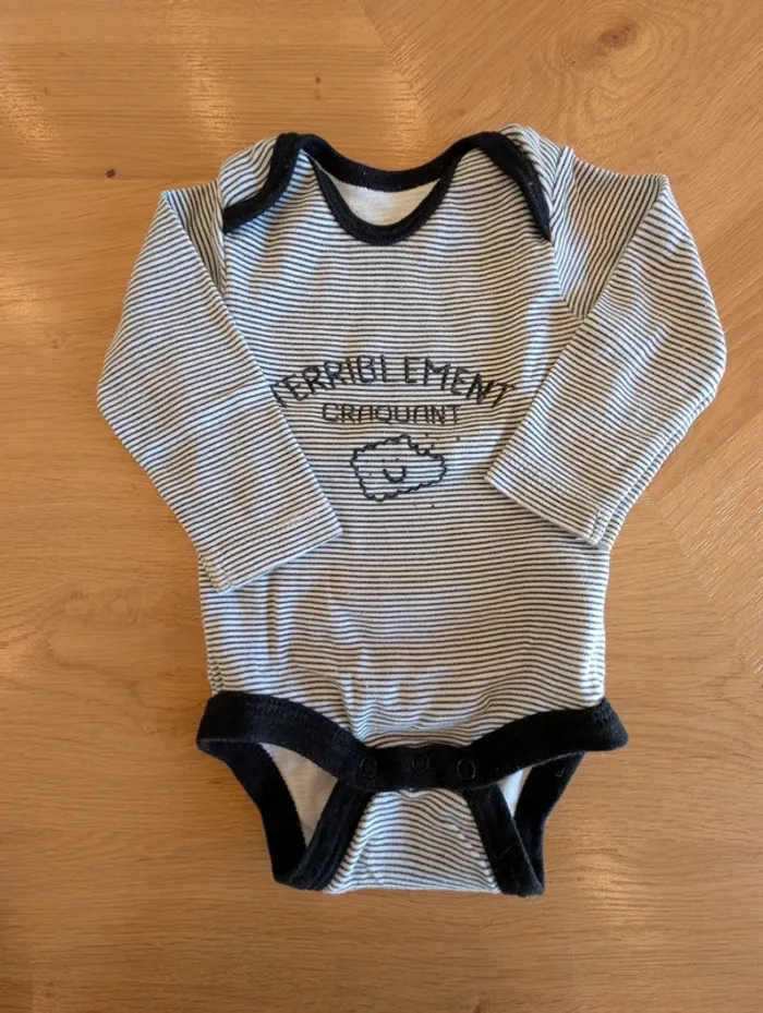Lot de 3 bodies Gemo - Taille : 6 Mois - photo numéro 4