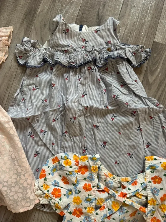 Lot de robe fille 2 ans - photo numéro 10