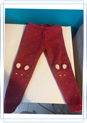 Legging polaire 2/3 ans sergent Major offert dans un lot