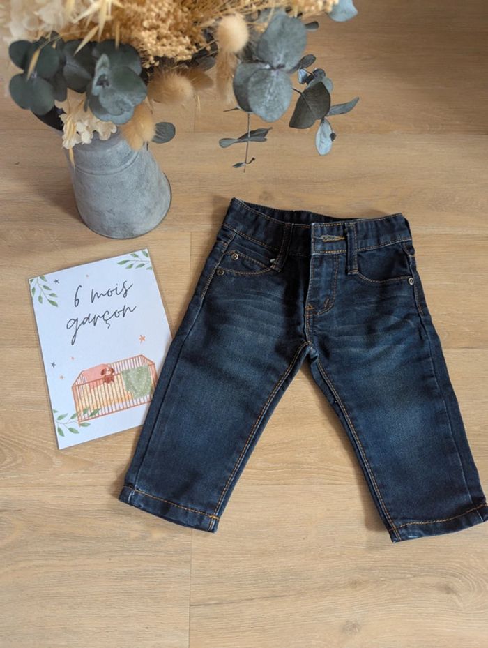 Jean 6 mois