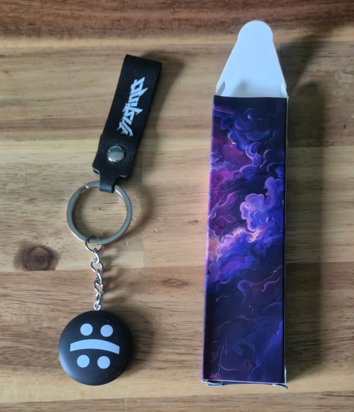 Porte clés Instinct 2 - photo numéro 2