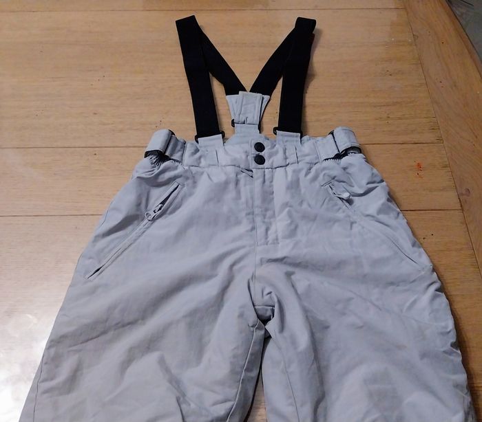Pantalon de ski 10ans en bon état - photo numéro 3