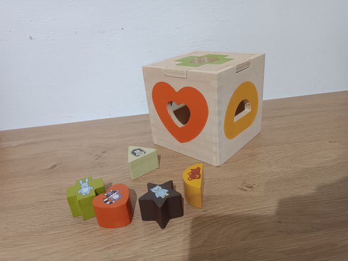 Boîte à formes en bois - photo numéro 8