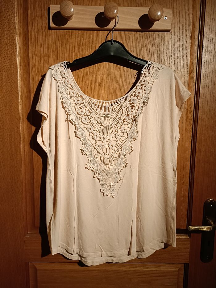Tee-shirt à dentelle - photo numéro 3