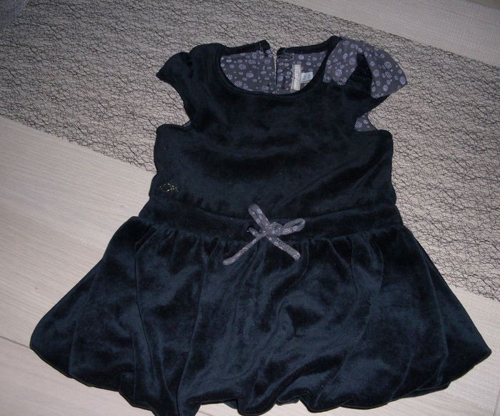 robe en velours 2 ans comme neuve