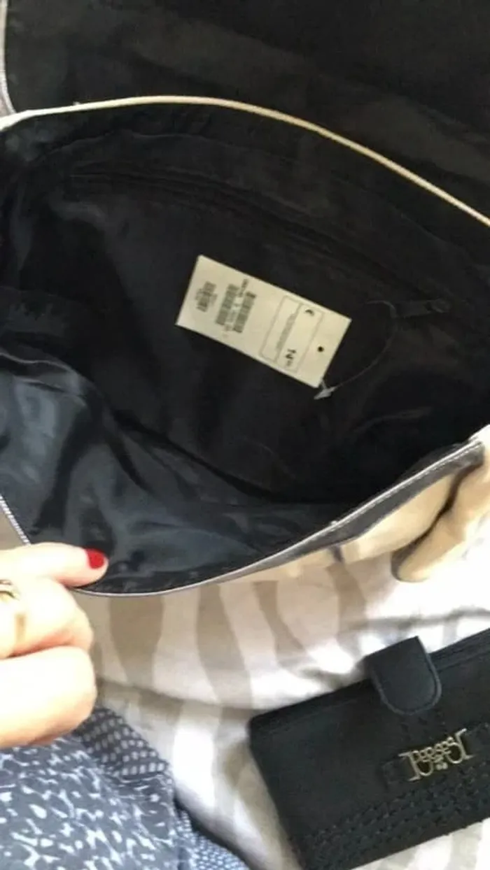 Pochette beige et argentée Neuve - photo numéro 3