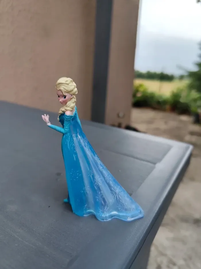 Figurine Elsa Reine des neiges - photo numéro 2