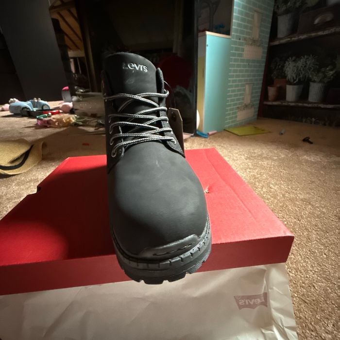 Superbes paires de bottines Levi’s neuves avec étiquette pointure 36 - photo numéro 3