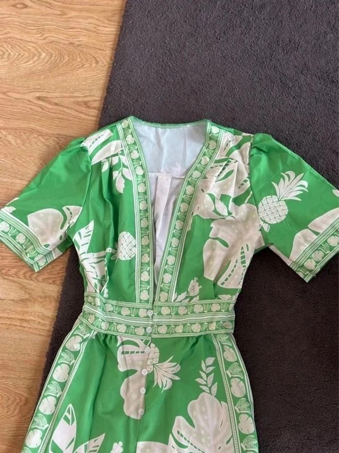 Combinaison verte tropicale - neuve - Taille S - photo numéro 4