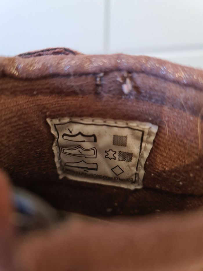 Lot 3 paires chaussures taille 19 - photo numéro 7