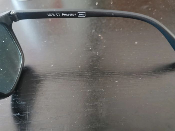 Lunettes de soleil ado/adulte - photo numéro 2