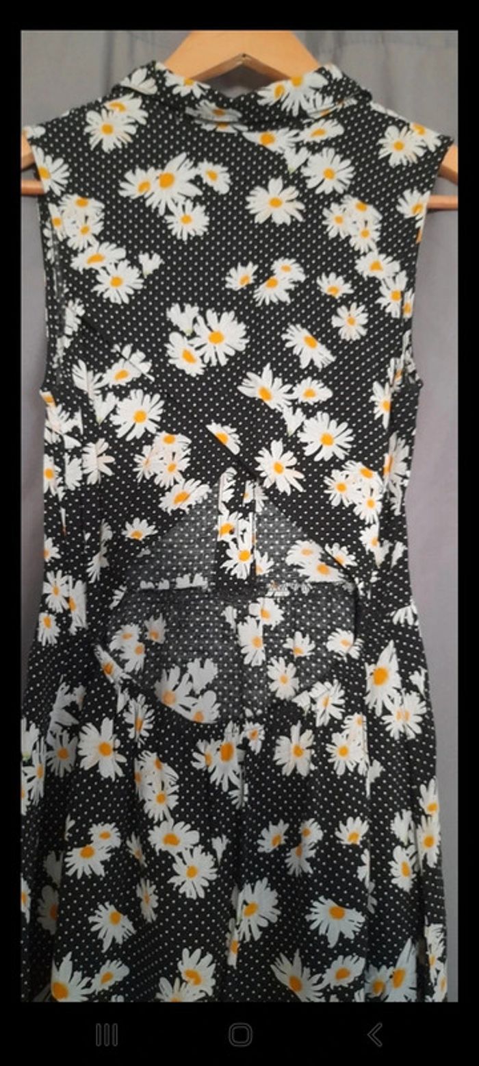 Robe fleuri ouverte au dos H&M - photo numéro 9