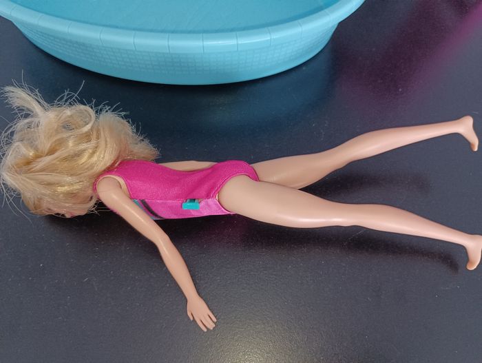 Barbie+piscine+toboggan+plongeoir - photo numéro 7