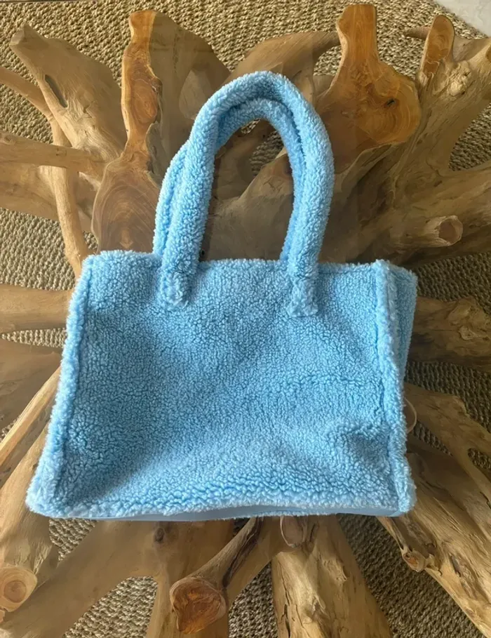 Sac Stitch Primark Disney bleu moumoute - photo numéro 2
