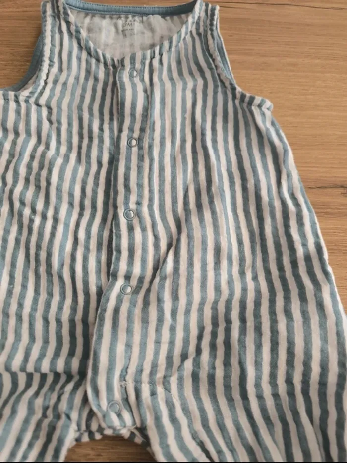 Combishort bébé Kiabi legere - photo numéro 3