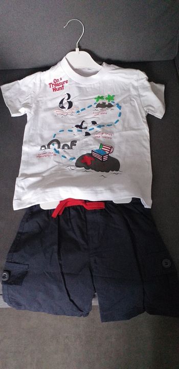 Ensemble short taille élastique et maillot