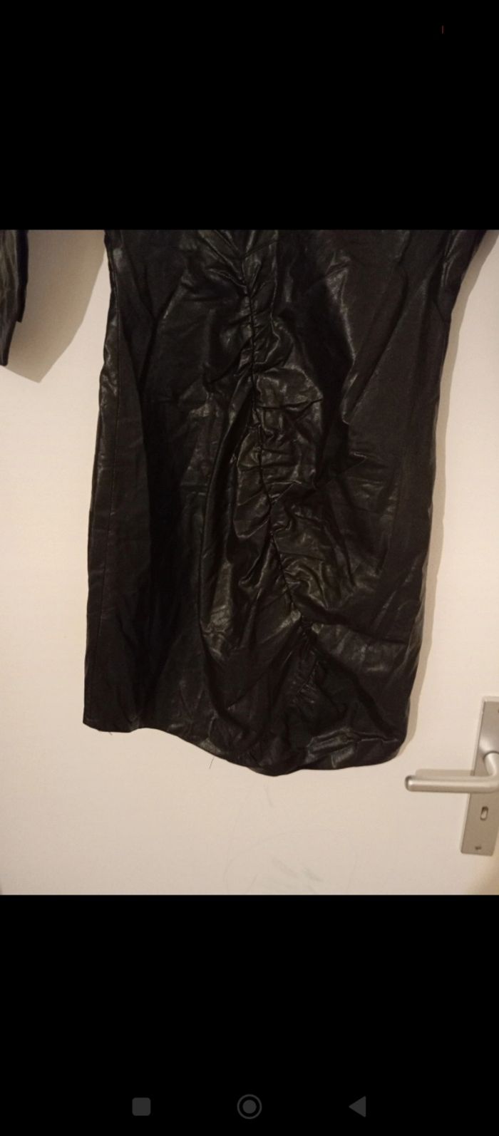 Robe Zara taille s - photo numéro 2
