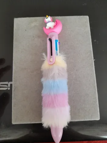 stylo plusieurs couleurs