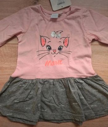 Robe disney 6 mois neuve avec étiquette