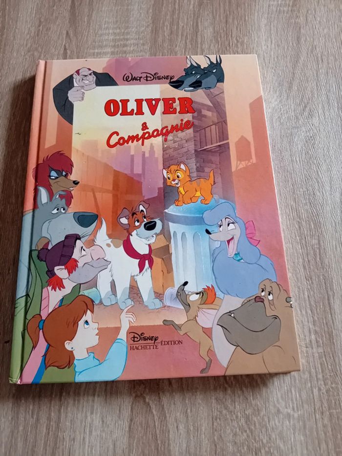 Livre Oliver et Compagnie