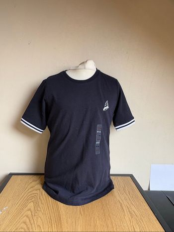T-shirt garçon taille 134/140