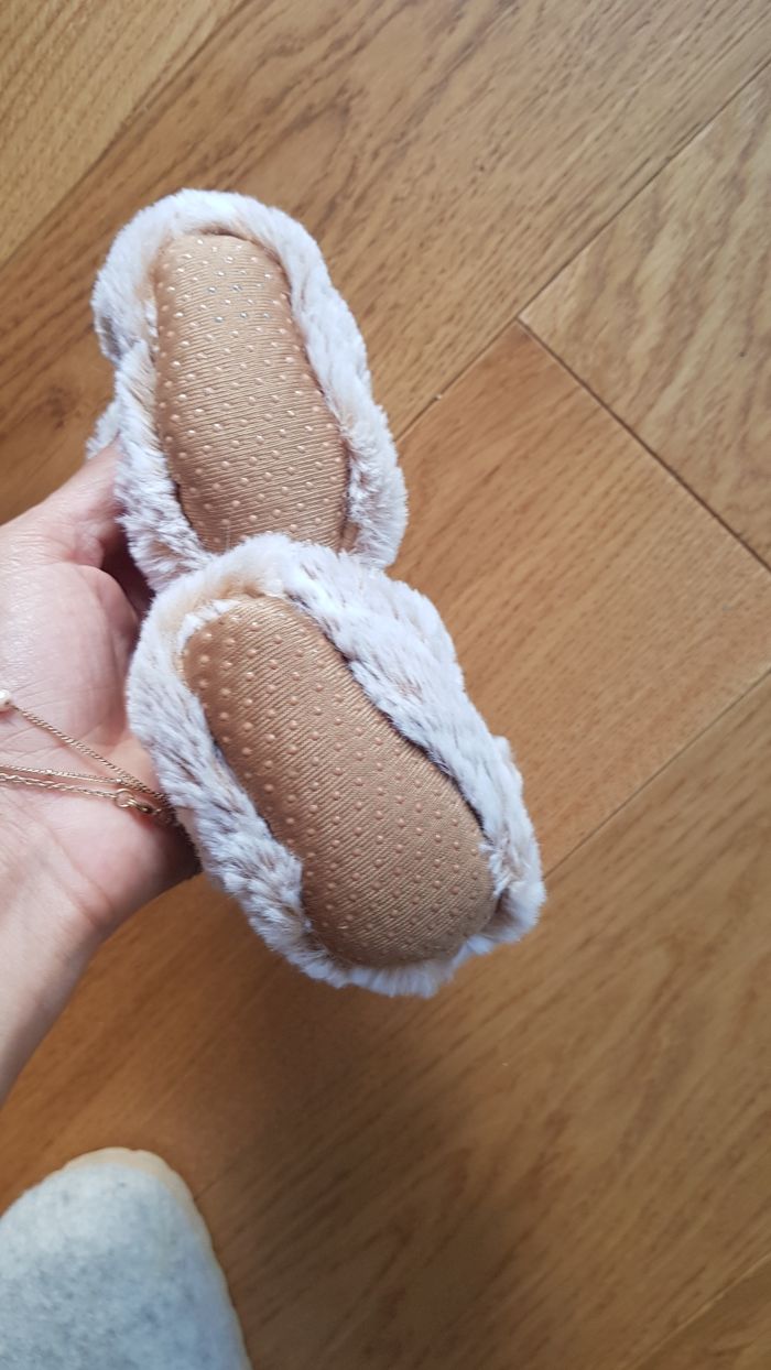 Trop mignons  chaussons fourrés - photo numéro 4