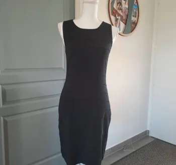 Petite robe noir moulante