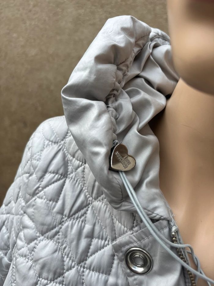 Blouson moschino argenté avec ceinture et capuche - photo numéro 6