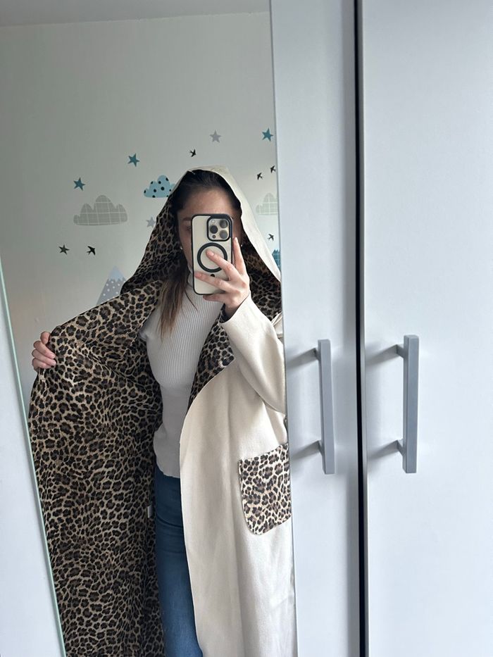 Manteau léopard avec capuche - photo numéro 5