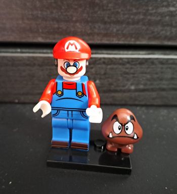Figurine Mario type Lego