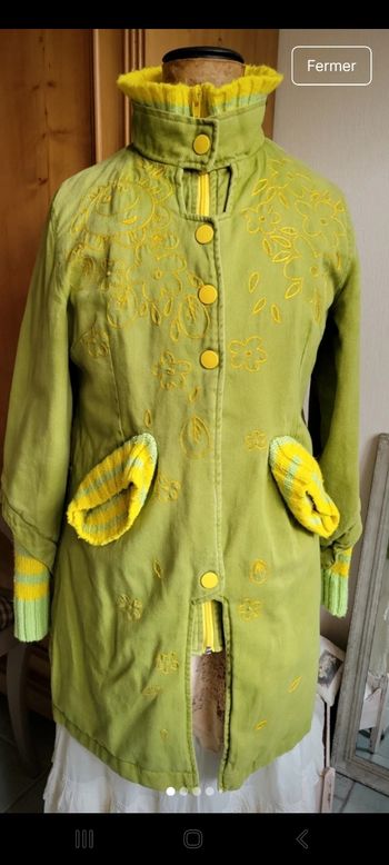 Manteau très original vert/jaune