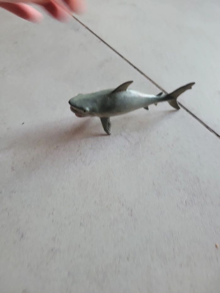 Jouet figurine plastique mou requin - photo numéro 2