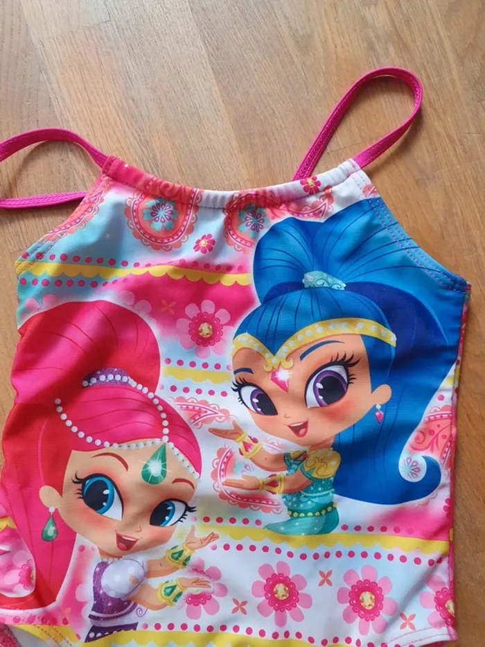 Maillot de bain 5/6 ans - photo numéro 2