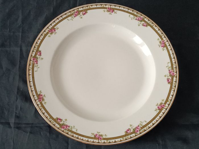 Plat rond J Boyer Limoges