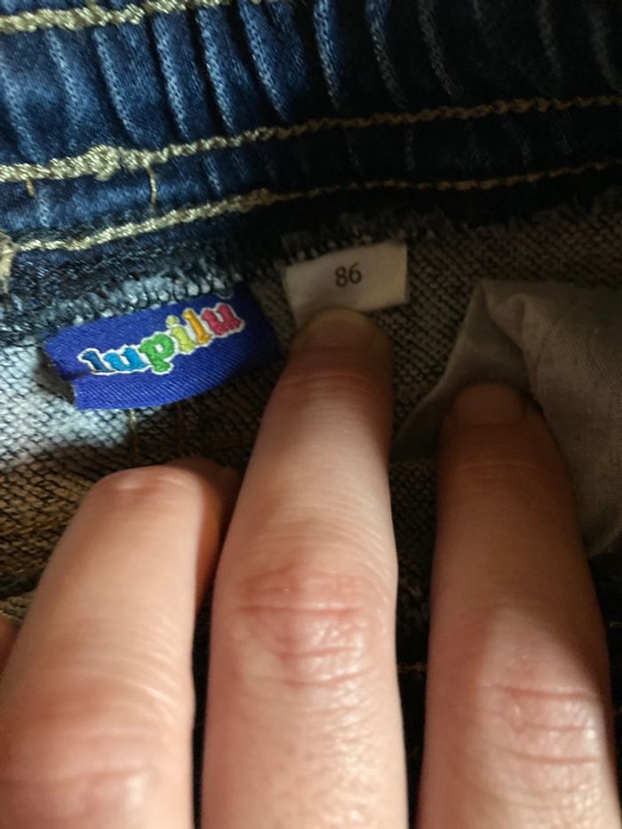 Lot 2 pantalons et 1 gilet 18 mois - photo numéro 3