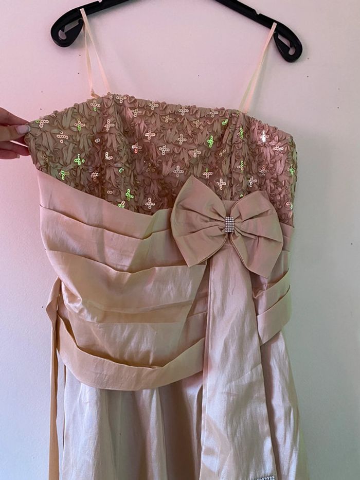 Robe de soirée - photo numéro 2