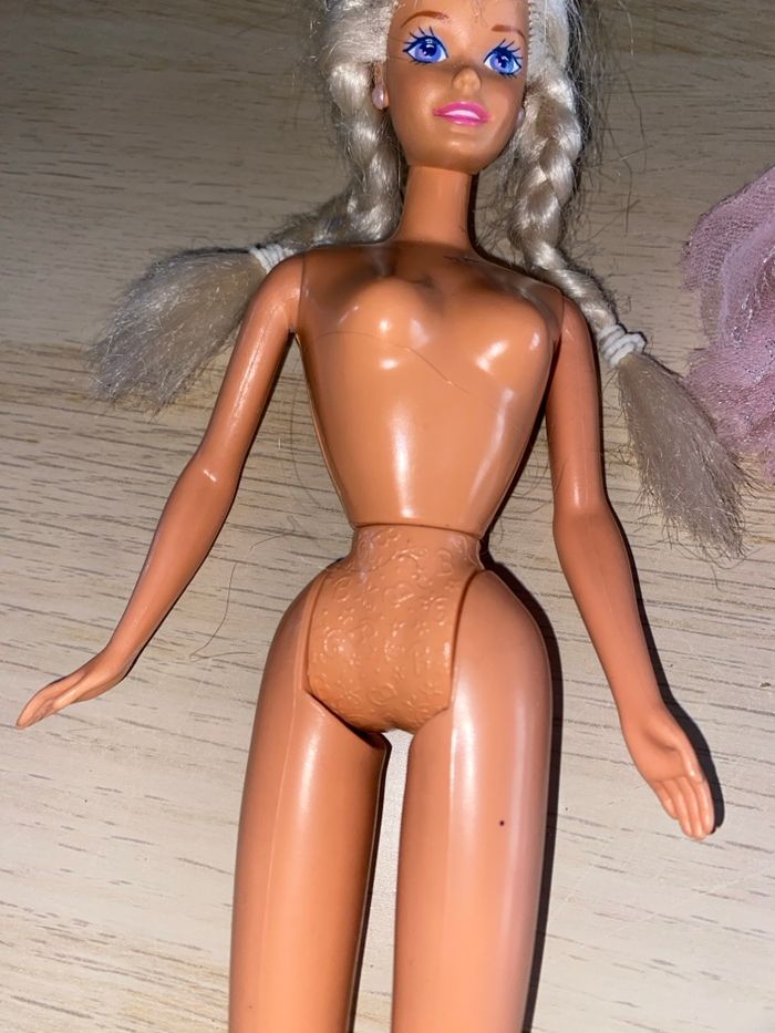 Barbie poupée Mattel foam n color 1995 doll - photo numéro 2