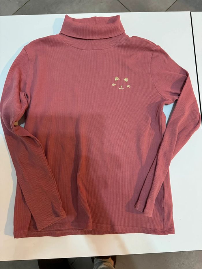 Pull col roulé rose 10 ans