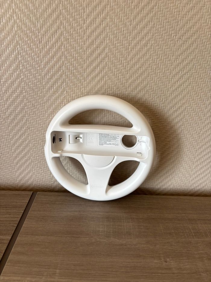 Volant Wii - photo numéro 3