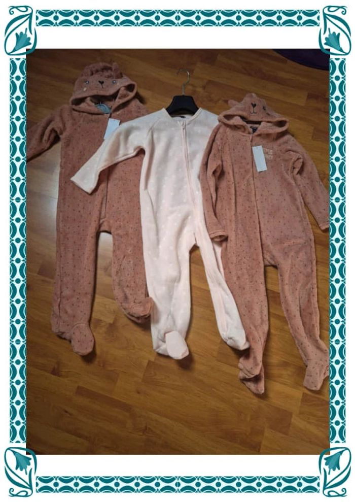 Lot de 3 pyjamas polaire neuf 36 mois