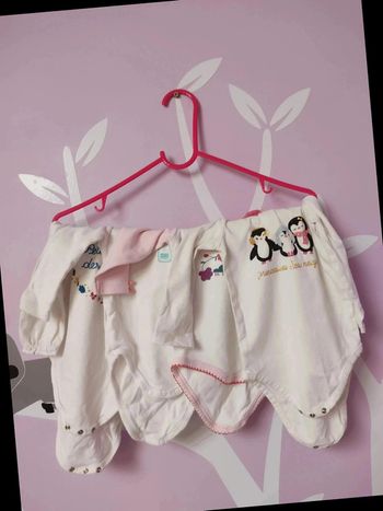 Lot 4 body manches longues 6 mois
