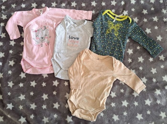 Lot 4 bodies manches longues 3 mois
