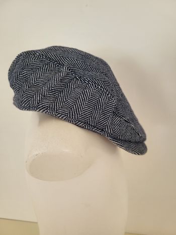 Béret rayé bleu et blanc