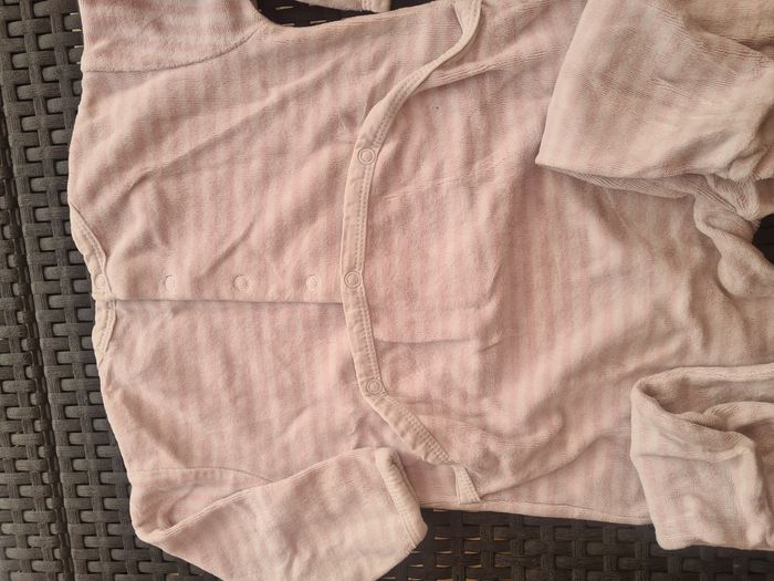 Pyjama. 12 mois. Grain de blé. Rose/ blanc. - photo numéro 4