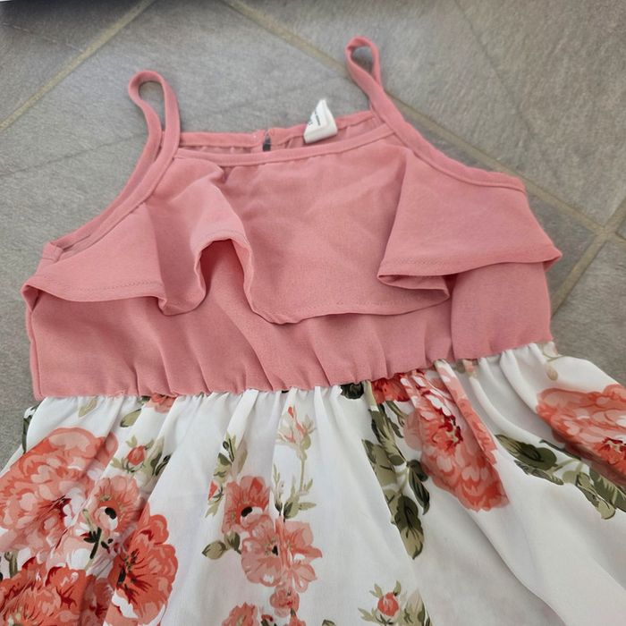 Robe fleurie 18 - 24 mois - photo numéro 2