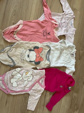 Lot de bodies 1 mois