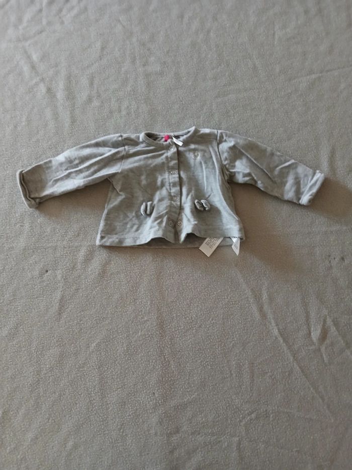 Lot veste 6 mois - photo numéro 3