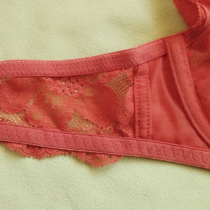 Soutien gorge armature 90B Neuf - photo numéro 7